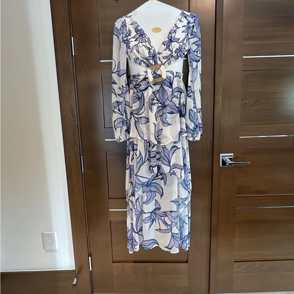 Only worn once and dry cleaned